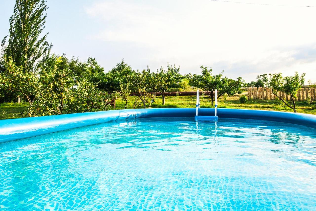 Oazis Hotel Noratus ภายนอก รูปภาพ