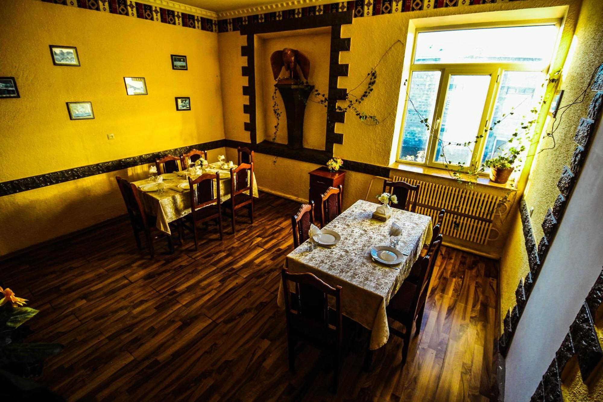 Oazis Hotel Noratus ภายนอก รูปภาพ