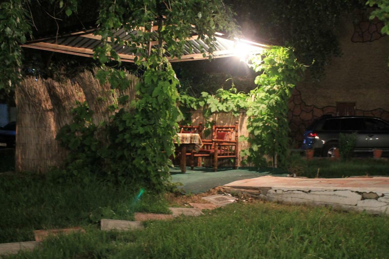 Oazis Hotel Noratus ภายนอก รูปภาพ